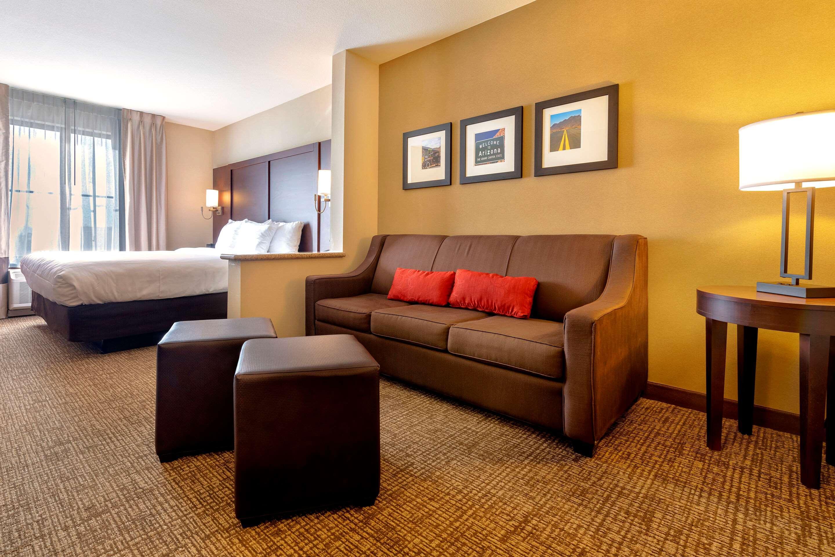 Comfort Suites Goodyear-West Phoenix Exterior foto